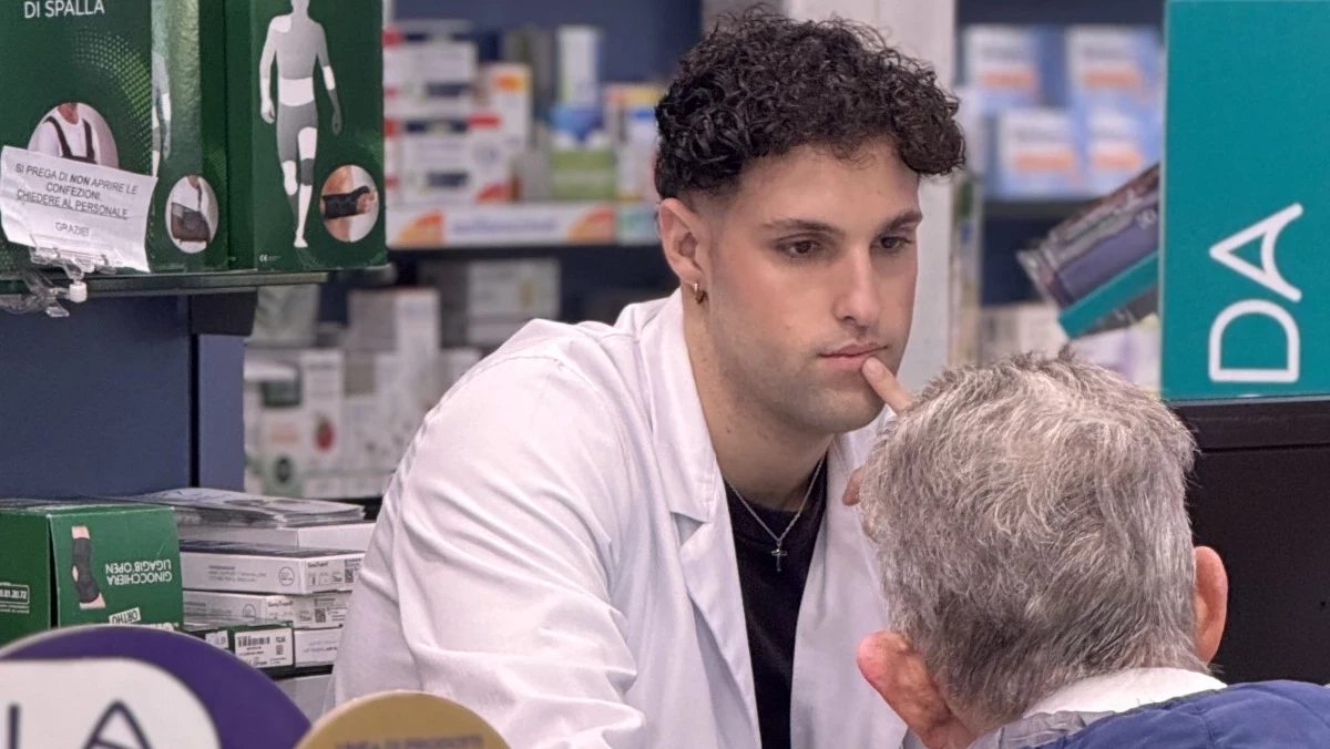 Il nostro Staff all'interno della Farmacia Galeno Livorno - 1