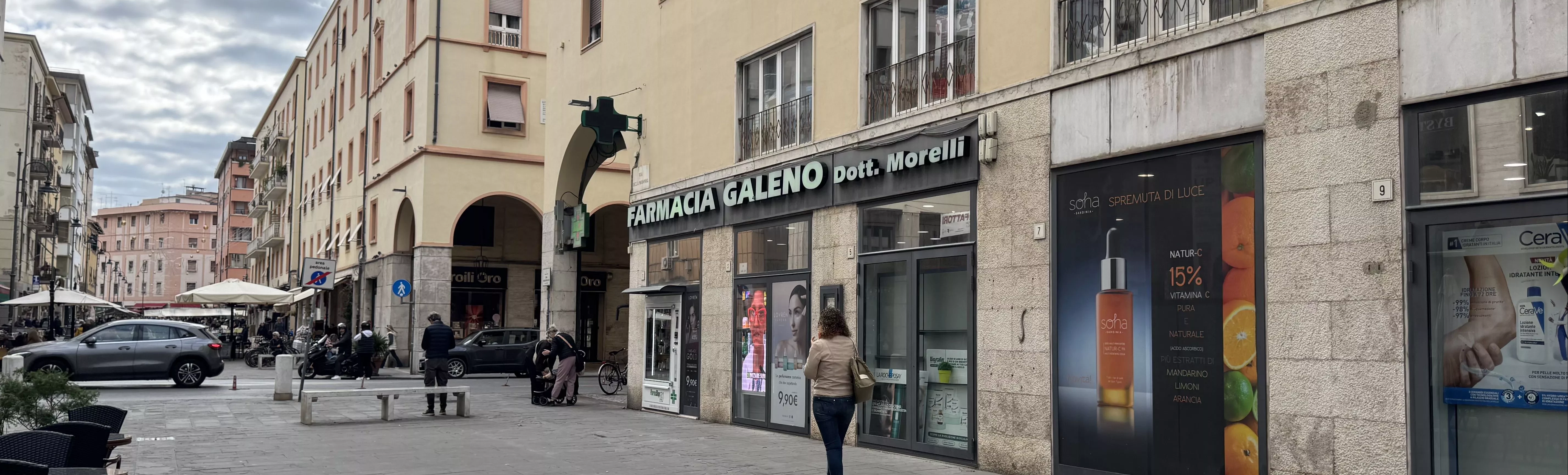 Immagine da esterno della Farmacia Galeno Livorno.